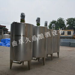 不銹鋼液體攪拌罐 河南攪拌罐 久鼎釀酒設備廠